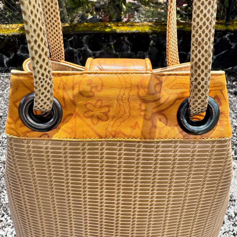 Vintage Sharif Patchwork Bucket Bag Tassel Shoulder Bag or Crossbody Made in USA - Picture 10 of 16
